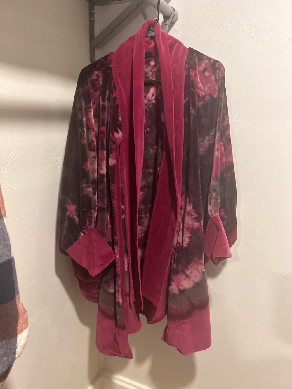 Women's Tie-Dye Velvet Drape Jacket - Pink